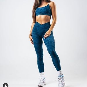 Alphalete Surface Power Legging Delta Blue Camo XS